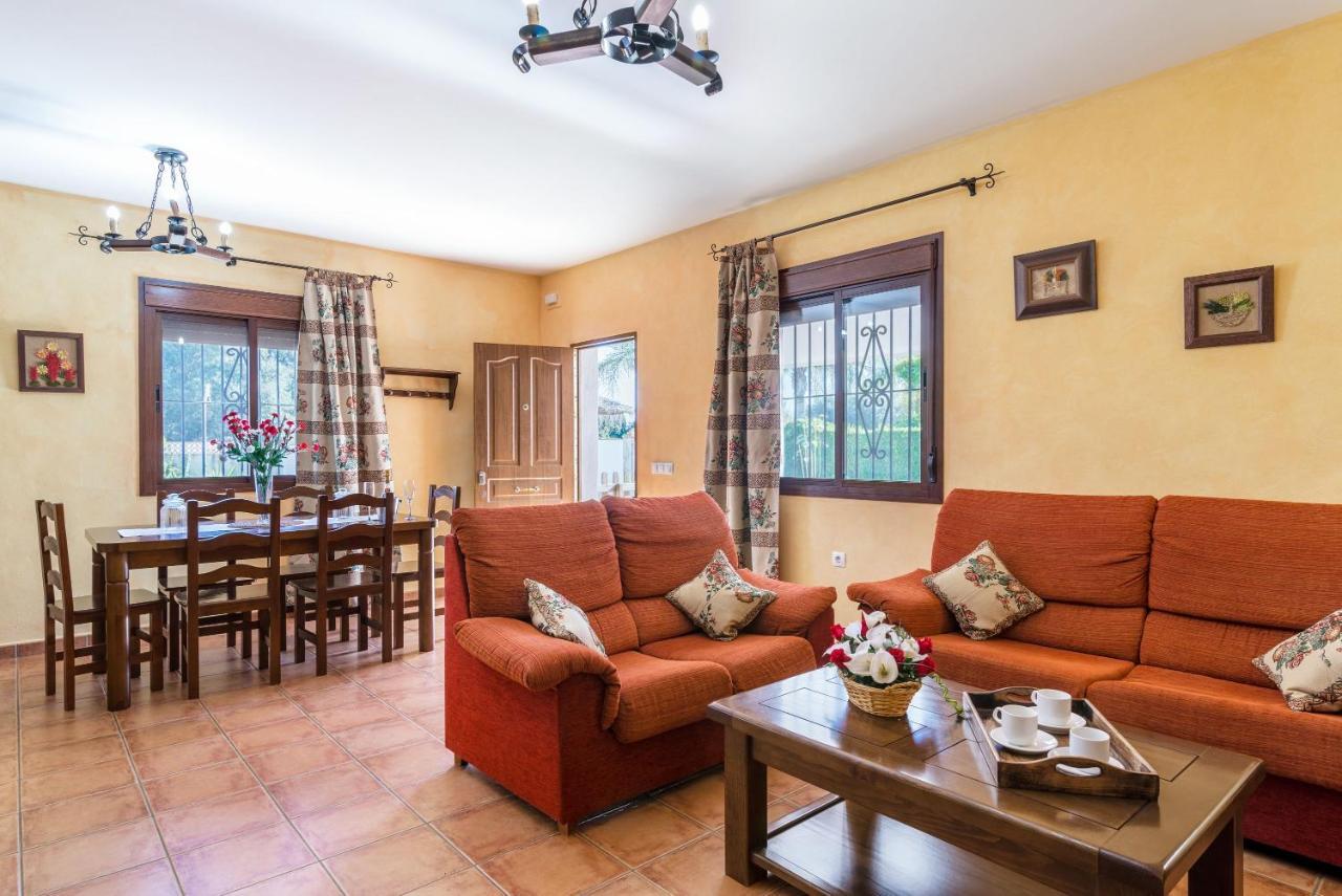הוילה קוניל דה לה פרונטרה La Casa Del Estanque מראה חיצוני תמונה